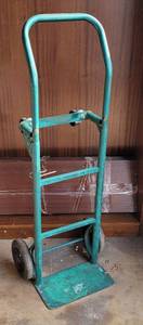 lot 133 image: TWO-WAY DOLLY AS SHOWN.