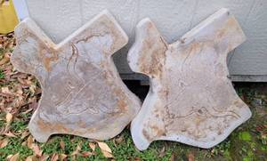 lot 66 image: 2 CONCRETE TEXAS SHAPED STEPPING STONES IN STYLE SHOWN. (SOLD 2 X THE MONEY)