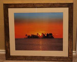 lot 73 image: FRAMED WALL ART DECOR AS SHOWN.