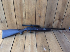 lot 27 image: Daisy Powerline 880 Pump Air Rifle (.177 CAL) w Scope