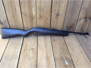 lot 29 image: Crosman Air Guns Model 1077 Rifle Wooden Stock