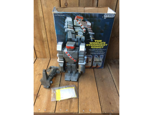 lot 33 image: Vintage Galoob Bron The Worlds Strongest Robot Action Figure