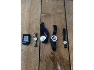 lot 40 image: Assorted Collectible Watches (Bill Clinton - Spiro - Skagen - Bulova)