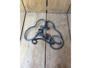 lot 75 image: Metal Tavern Puzzle - Painted Lady