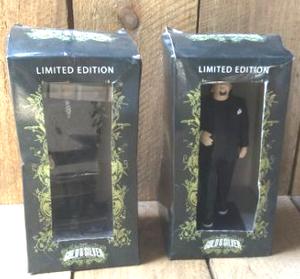 lot 1 image: Pawn Stars Gold & Silver Pawn Shop Chumlee & Rick Harrison Statues Original Packaging 8 Tall