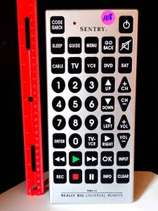 lot 108 image: Sentry Really Big Universal Remote RMC10 Controls Up To 8 Devices - POWER TESTED GOOD