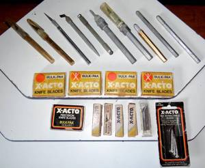lot 133 image: LARGE LOT OF XACTO KNIVES & BLADES AS SHOWN