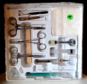 lot 195 image: HOME CARE SCISSOR & ACCESSORY KIT
