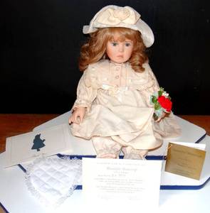 lot 233 image: LIMITED Beautiful Buttercup by Anne DiMartino Little Dreamers - IN ORIGINAL BOX wPAPERWORK