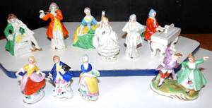 lot 234 image: RARE GOLDCASTLE - OCCUPIED JAPAN PORCELAIN FIGURE COLLECTION