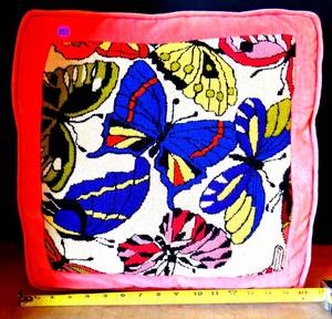 lot 293 image: 16 X 16 KNEEDLEPOINT THROW PILLOW - BUTTERFLIES