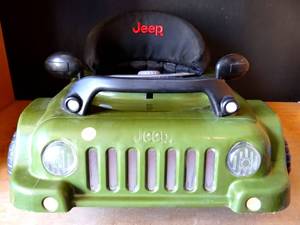 lot 318 image: Delta Children Jeep Classic Wrangler