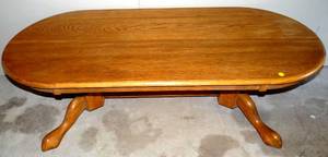 lot 320 image: STURDY SOLID WOOD COFFEE TABLE