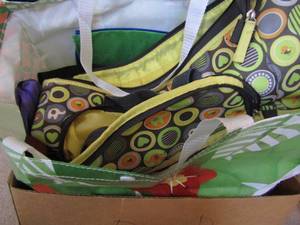 lot 52 image: Large lot of bags lunch and grocery