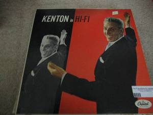 lot 80 image: Lot of records x 15 assorted  artists Chuck Berry, Isaac Hayes and more