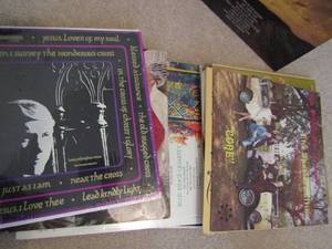 lot 91 image: Lot of records x 15 Foggy River band, Rangers Quartet and more