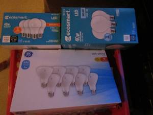 lot 126 image: Light bulbs- Eco smart, soft white, 40w-65w all opened pks.