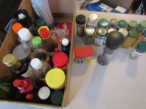 lot 131 image: Lot of seasonings-Cumin seed, Old Bay, turmeric, black peppercorns