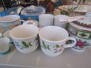 lot 146 image: Royal Albert bone china glasses, 1 IDA glass, coffee mugs covered hot tea cups