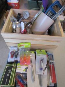 lot 155 image: Misc.-flatwear, kitchen utensils, cheese spreaders and soooo much more