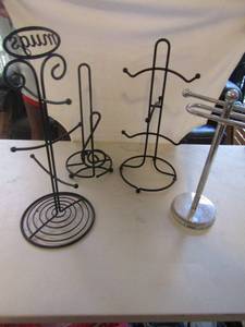 lot 171 image: Coffee cup racks, paper towel holder and rag holder