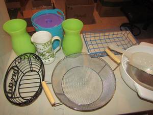 lot 182 image: Strainers, bread baskets, 2 matching green vases and blue metal basket