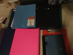 lot 189 image: Lot of binders 25 used