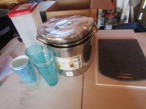 lot 203 image: Plastic bread box, assorted cups, 2 cutting boards, NEW 3 direct home stock pots 10 qt., 12 qt., 16 qt.