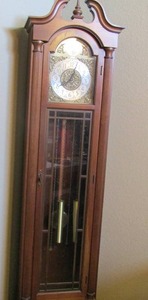 lot 1 image: Colonial Grandfather Clock  67 X 17 X 10