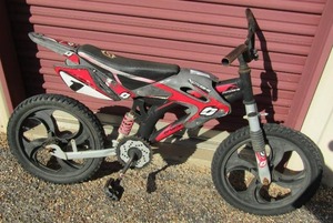 lot 244 image: Red & black motorbike for little boys
