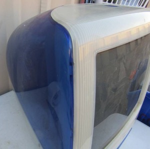lot 267 image: Apple IMac blue computer unknown working condition