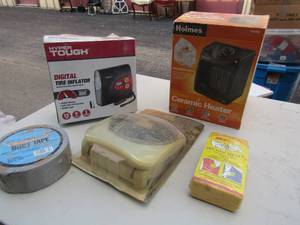 lot 43 image: Holmes ceramic heater   Hypertouch digital tire inflator     indooroutdoor fan