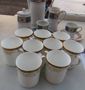 lot 45 image: Royal Doulton BELMONT Bone China Cups  QTY 9, , Royal Crown Athenia TEA SET - TEA POT, CREAMER, SUGAR, 2 CUPS & 2 SAUCERS