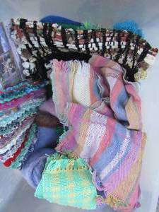 lot 50 image: WOVEN RUGS, SMALL BLANKETS