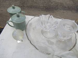 lot 71 image: 2 green covered coffee cups, candy dish, CEF glass globe with stand