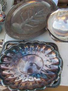 lot 84 image: Lot of silver plate serving dishes, salad bowl Reed and Barton silver red 1110, 18x13 serving platter with tree design, 15 x11 salad platter reed and Barton 110, 17x11 flat pan