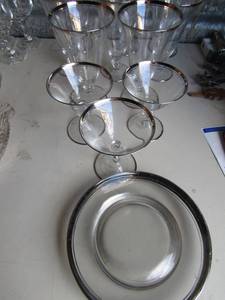 lot 126 image: 8 silver rim dessert cups and 3 silver rim martini glasses