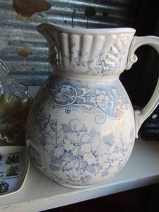 lot 137 image: 11 White victorian Handly Porcelain pitcher