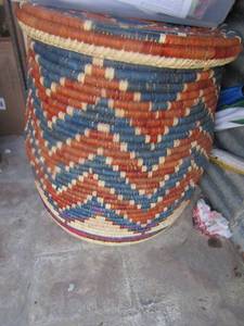 lot 162 image: NATIVE AMERICAN Handmade multicolor Wicker Basket - OBTAINED IN COLORADO