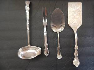 lot 206 image: Wm.ROGERS  Cake Server, Punch ladle, cake server, and small meat fork