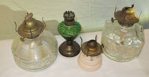 lot 15 image: Oil lamps