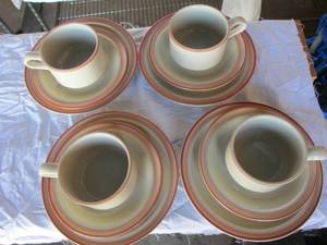 lot 19 image: Internation Stoneware Snack Set (Goes With lot 82)