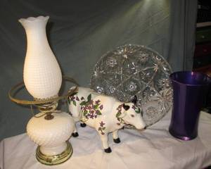 lot 20 image: Misc Home Decor