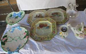 lot 21 image: misc Home decor