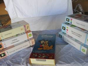 lot 25 image: Cricut Cartridges