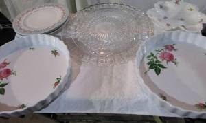 lot 39 image: Misc Housewares