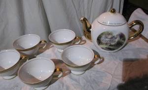 lot 84 image: Thomas Kinkade tea pot & Misc Cups