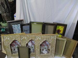 lot 102 image: Various Picture Frames