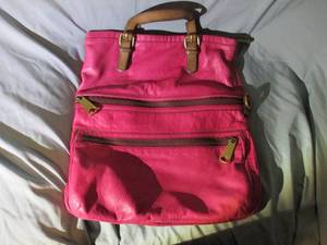 lot 124 image: Large Leather Pink Fossil tote Bag