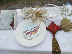 lot 168 image: Misc Christmas Items as Shown